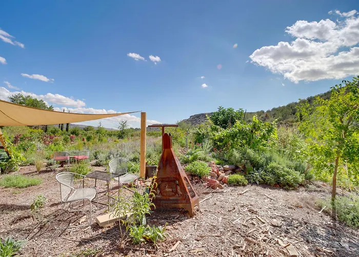 Historic Farm On Wine Trail Near Sedona Cottonwood