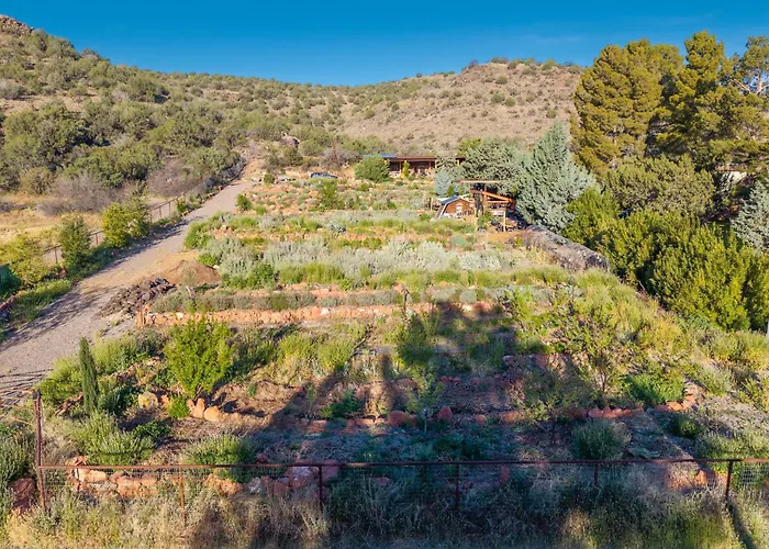 Historic Farm On Wine Trail Near Sedona