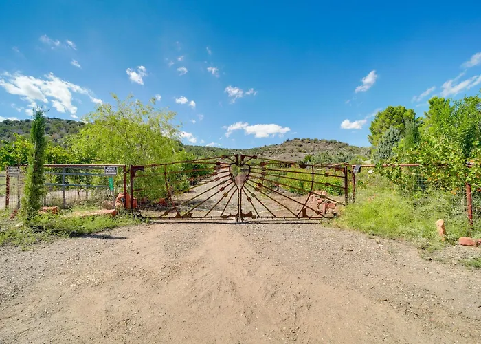 Historic Farm On Wine Trail Near Sedona Сasa de vacaciones Cottonwood