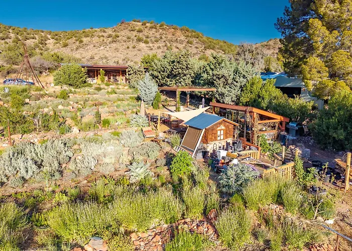 Historic Farm On Wine Trail Near Sedona Сasa de vacaciones Cottonwood